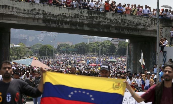 protestas-contra-maduro-deja-muertos-en-venezuela